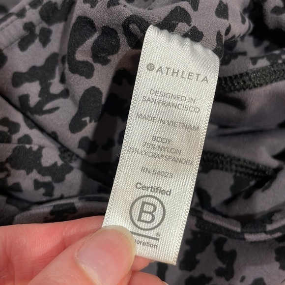 Athleta Elation Ultra High Rise Tights Gray Cheetah Leggings - Picture 8 of 11